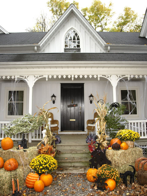 Awesome Porch Halloween Decorations