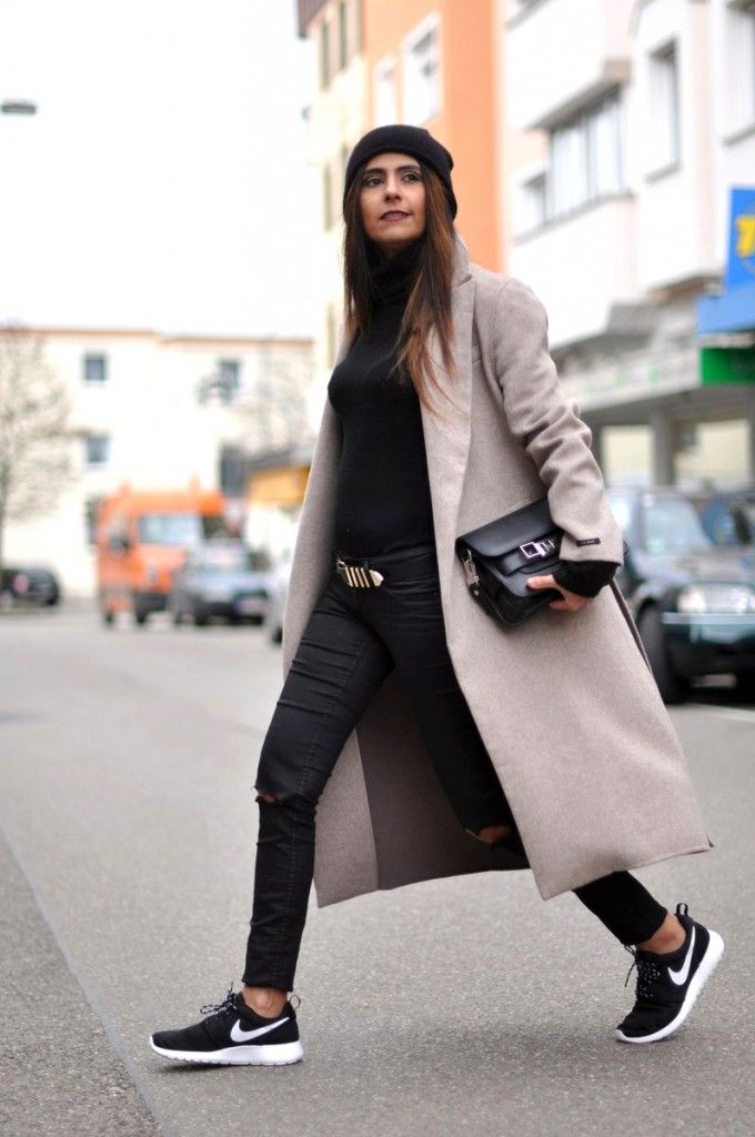 Awesome Street Style Fashion With Sneakers