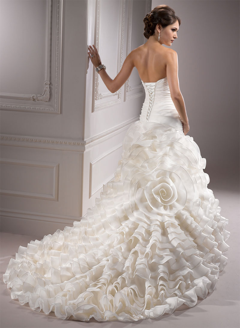 Bridal-Gown-Idea-for-Wedding-Dresses