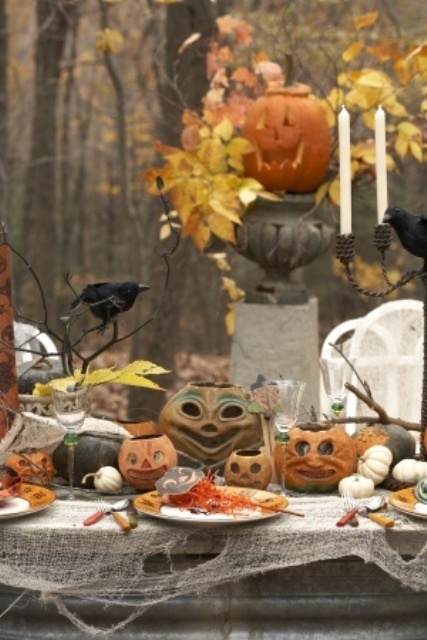 Lovely Outdoor Halloween Party Ideas