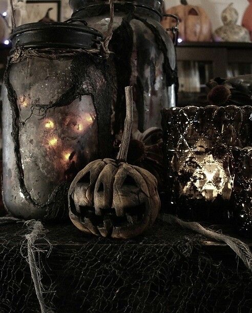 Lovely Rustic Halloween Decor Ideas