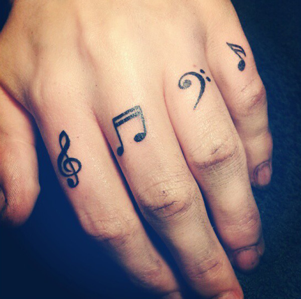 music-finger-tattoo
