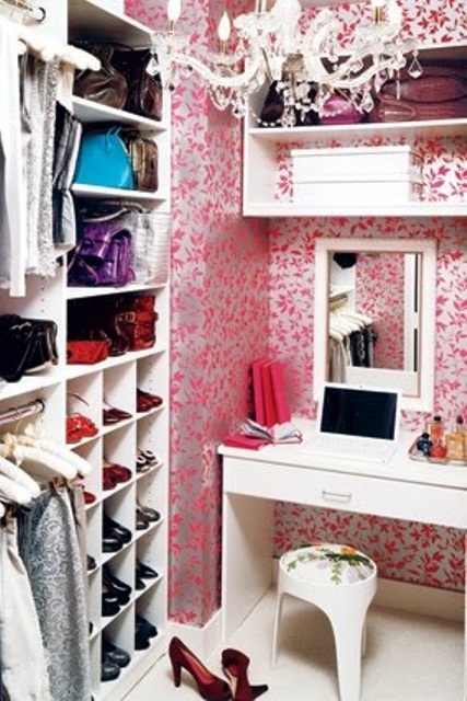 stylish-walk-in-closets