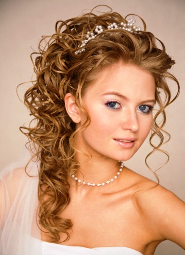 Charming Curly Wedding Hairstyles