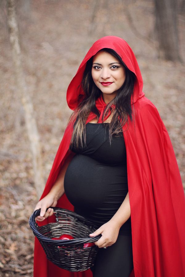 Easy DIY Maternity Halloween Costumes