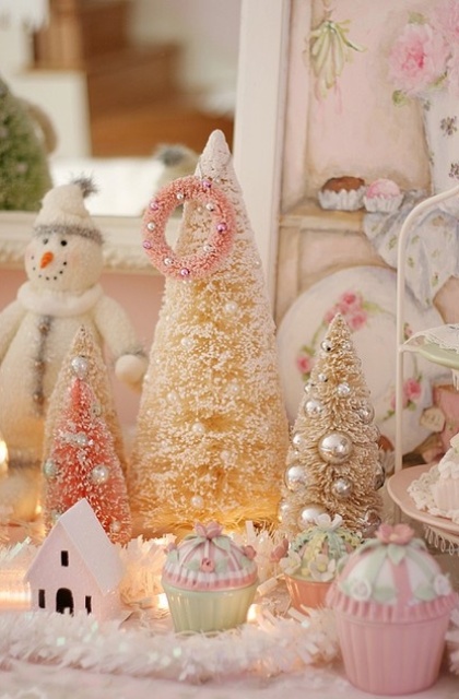 cool-pastel-christmas-decorations