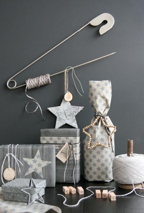 fabulous-grey-christmas-decorations