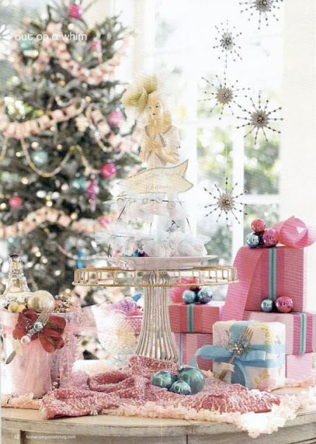 pastel-christmas-decorations