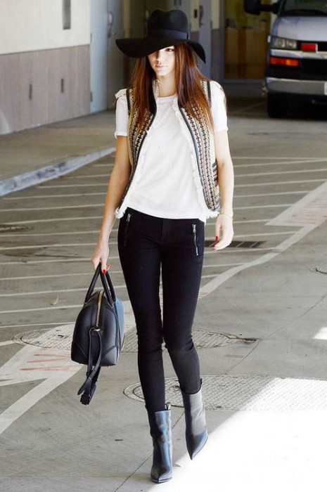 11 Awesome And Trendy Black Jeans Outfits - Awesome 11
