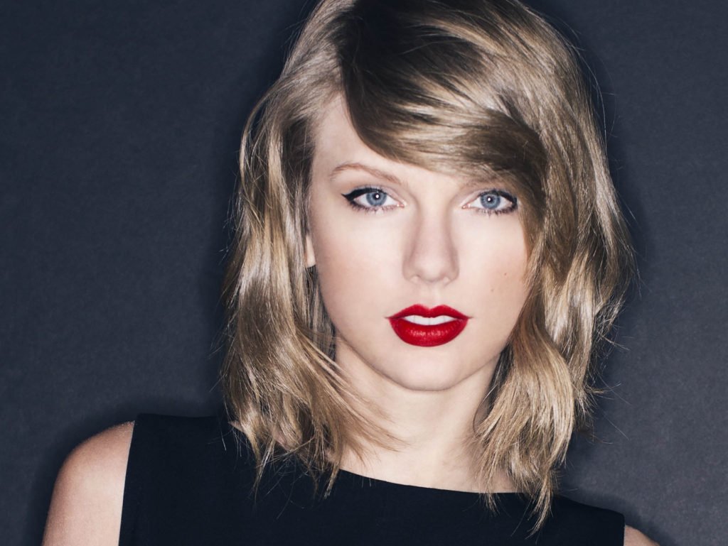 11 Awesome And Stunning Taylor Swift Pictures - Awesome 11