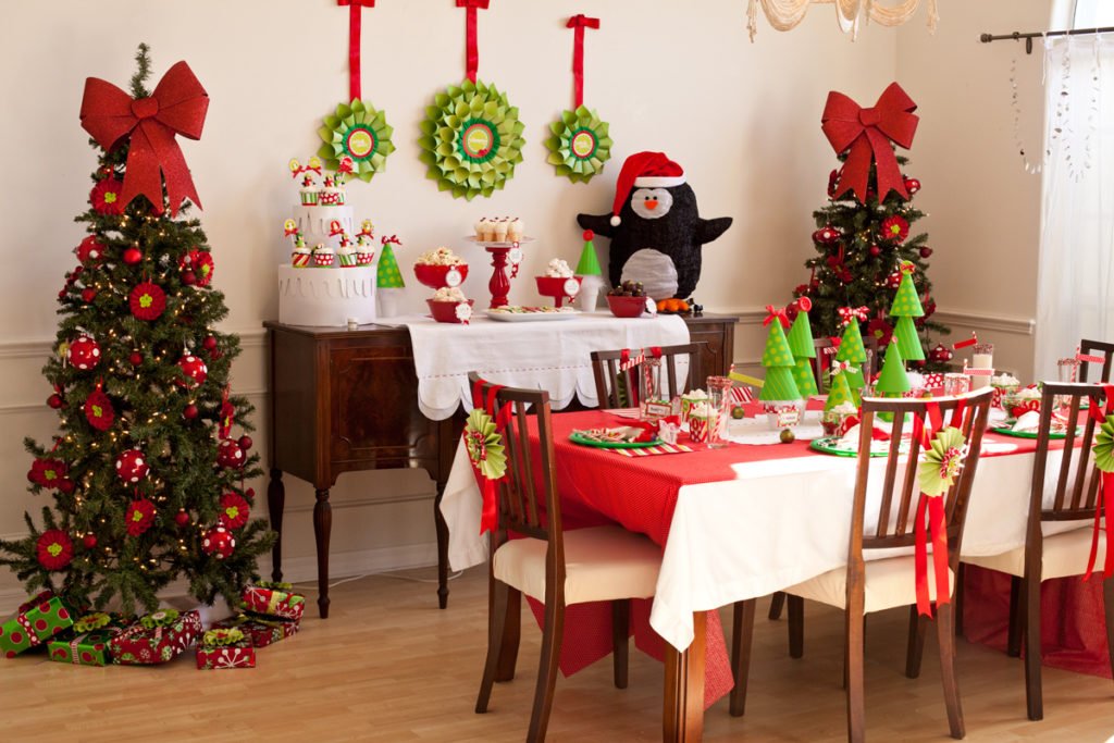 11 Awesome And Spectacular Christmas Party Decoration Ideas  Awesome 11
