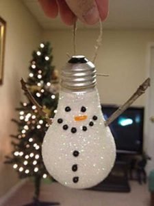 11 Awesome And Cheap Christmas Decoration Ideas - Awesome 11