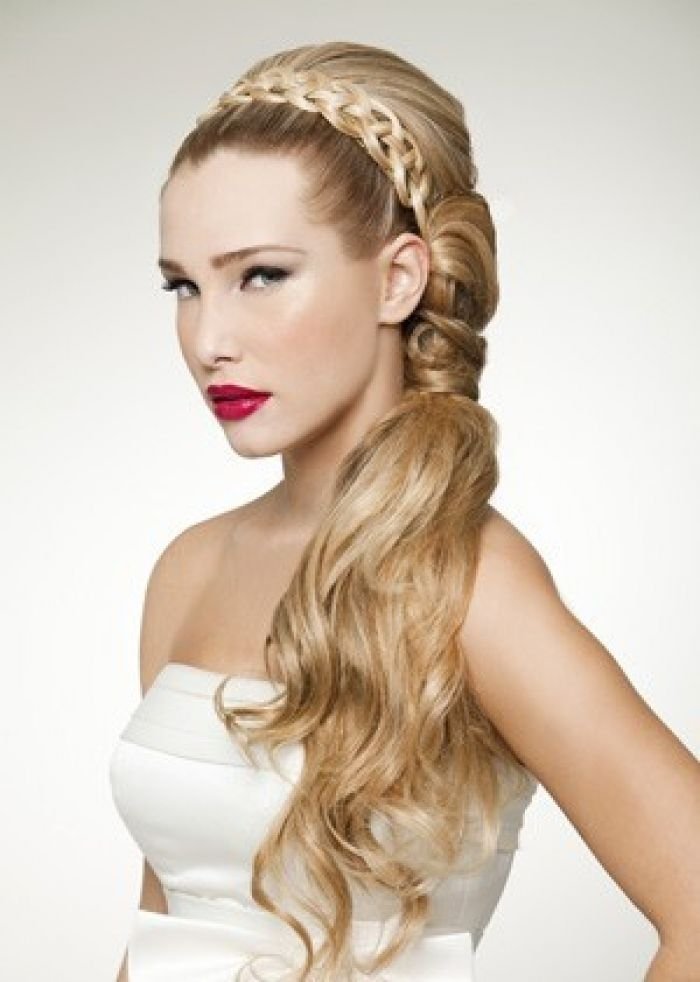 11+ Greek Wedding Hairstyles For The Divine Brides - Awesome 11
